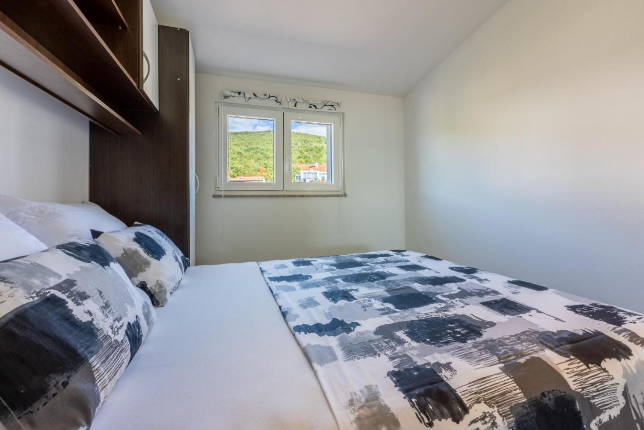 Apartments Pera Selce Exterior photo